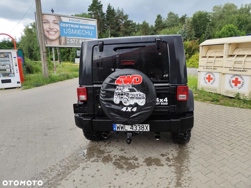 Jeep Wrangler 3.8 Sahara - 17