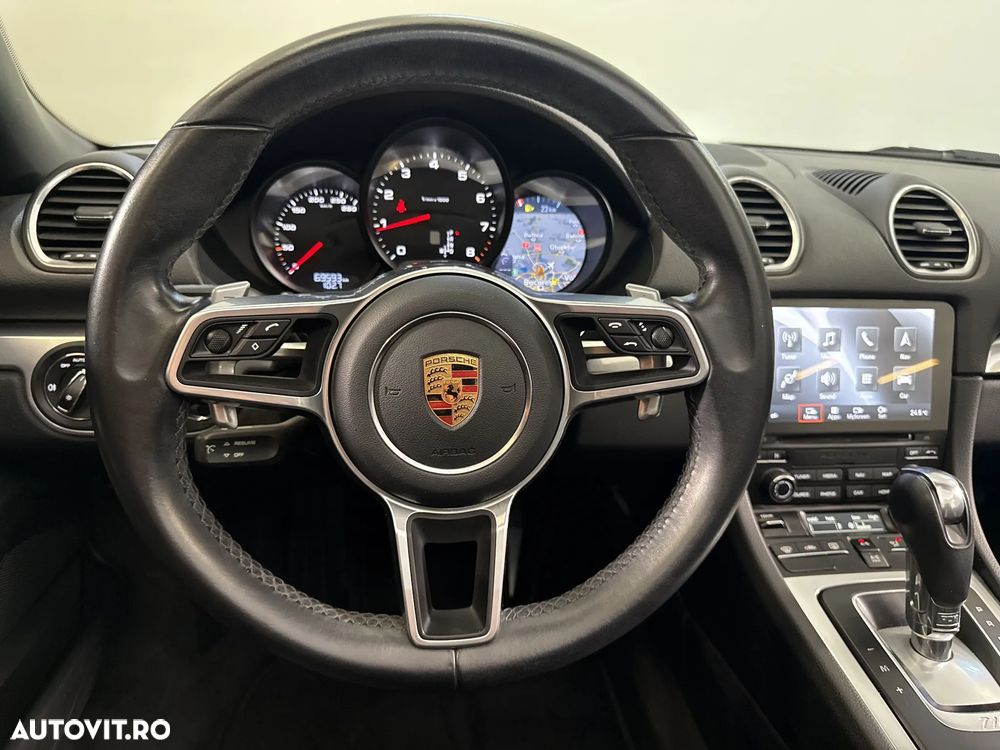 Porsche Boxster - 16