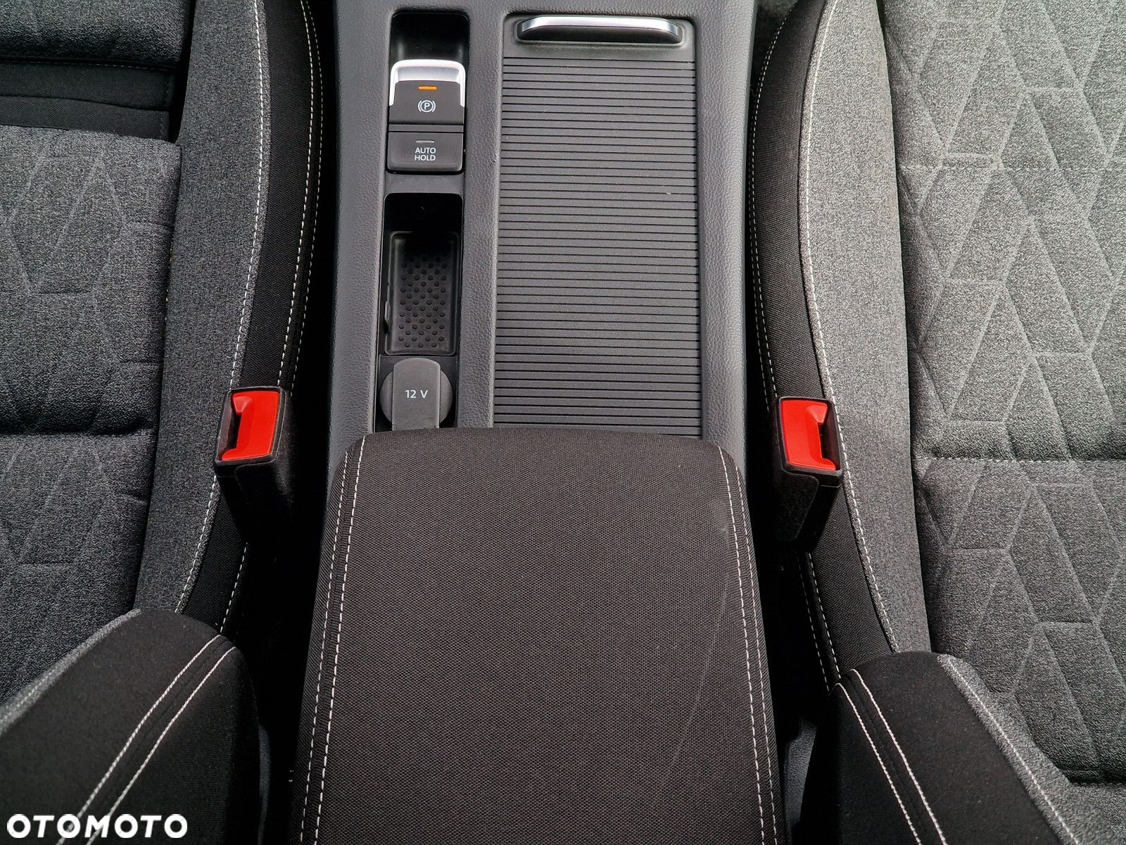 Volkswagen Passat 1.5 TSI EVO Business DSG - 19