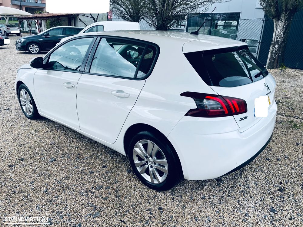 Peugeot 308 1.5 BlueHDi Business Line - 4