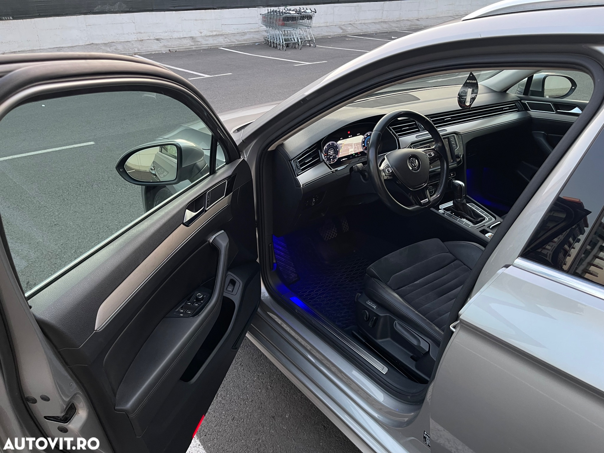 Volkswagen Passat Variant 2.0 TDI DSG R Executive - 5