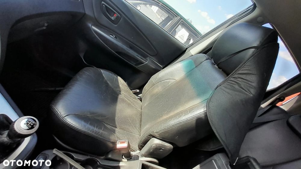 HYUNDAI TUCSON I FOTEL SKÓRA LEWY KIEROWCY PRAWY PASAŻERA PRZEDNI PRZÓD EB nr. 1/4 - 3