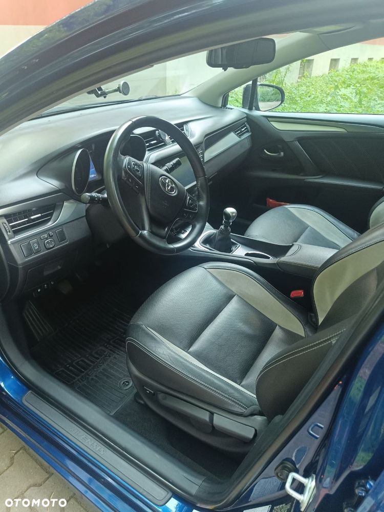 Toyota Avensis 2.0 D-4D Selection - 6