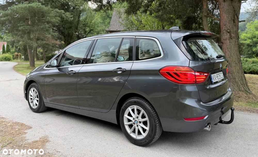 BMW Seria 2 218d Sport-Aut Luxury Line - 11