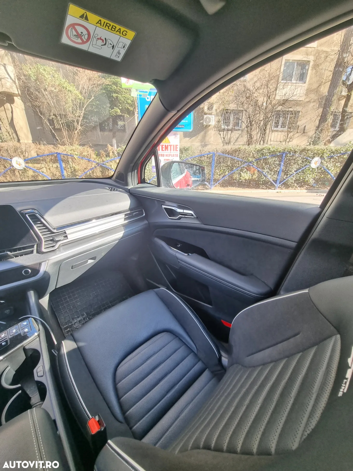 Kia Sportage 1.6 T-GDI HEV 6AT 4x2 GT Line - 8