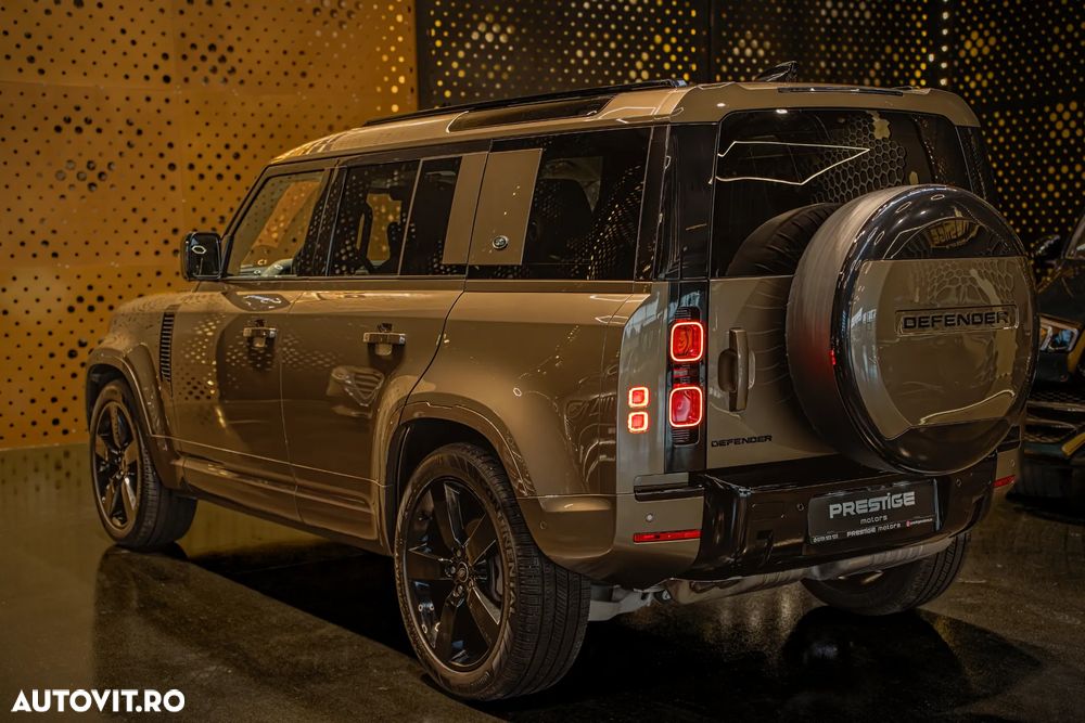 Land Rover Defender 90 3.0D 250 MHEV Hard Top X-Dynamic SE - 5