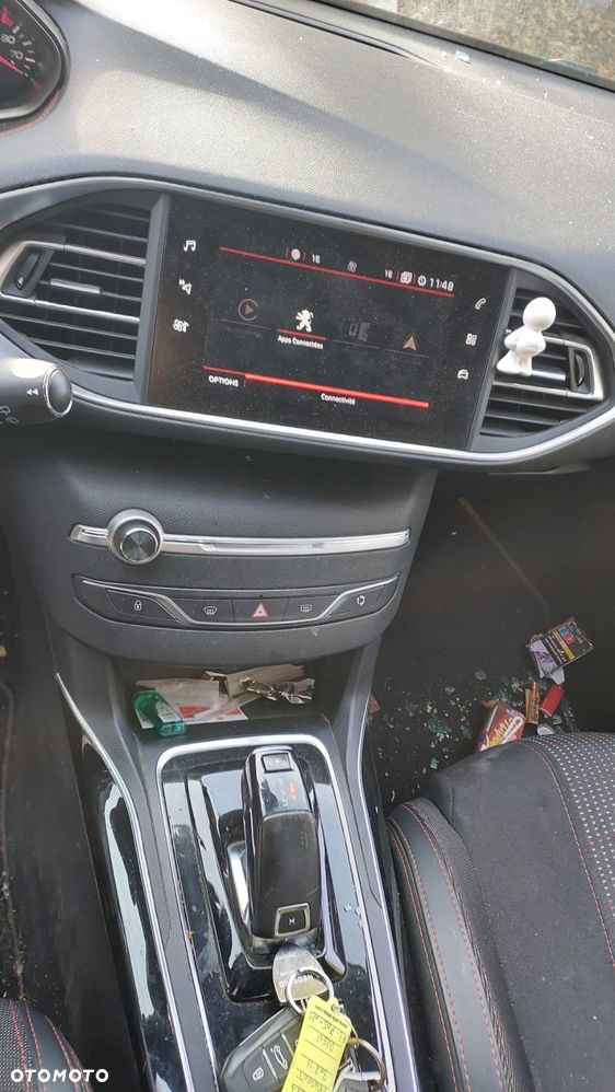 Peugeot 308 SW BlueHDi 130 EAT8 GT - 18