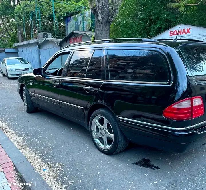 Mercedes-Benz E 220 CDI Avantgarde - 1