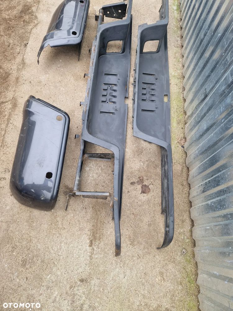 Ford Ranger IV Zderzak Tył Tylny stopień - 6