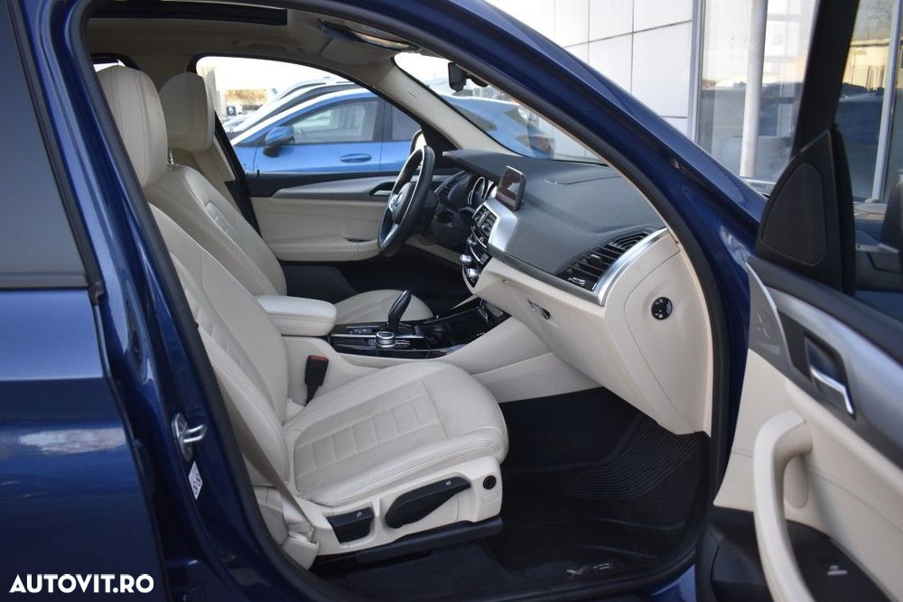 BMW X3 xDrive20d AT Advantage - 30
