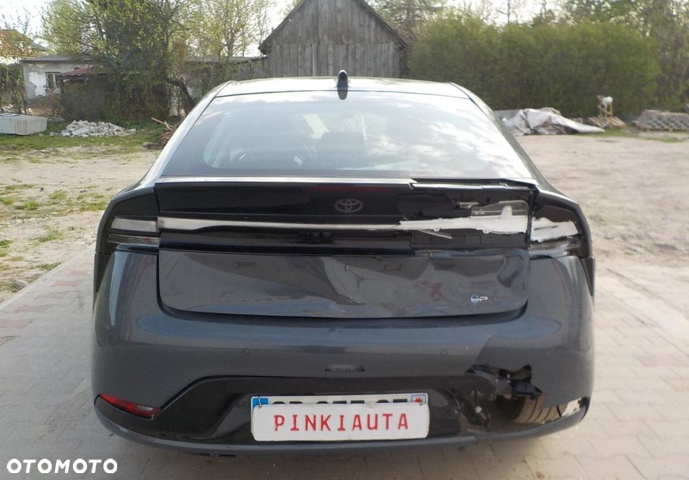 Toyota Prius - 17