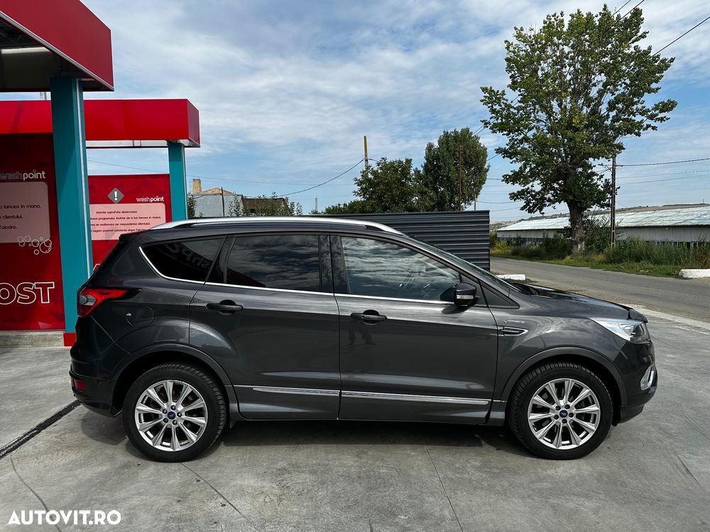 Ford Kuga 2.0 TDCi 4WD Powershift Vignale - 3