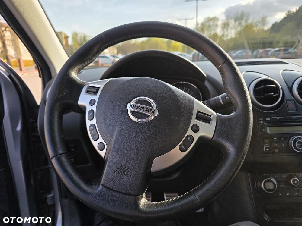 Nissan Qashqai 2.0 dCi Tekna - 3