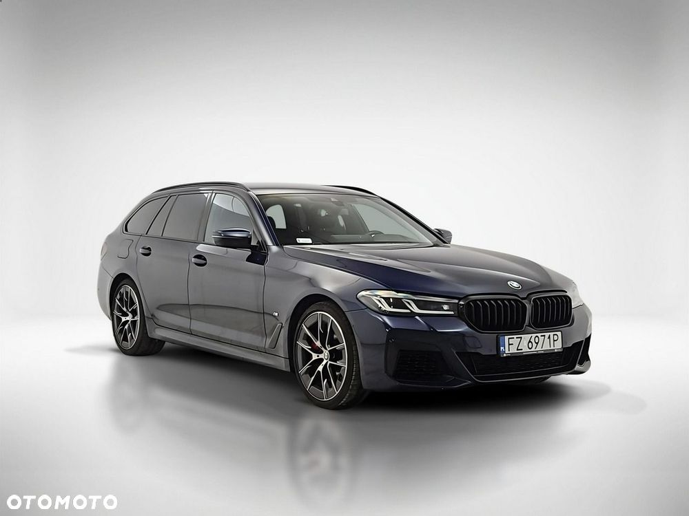 BMW Seria 5 540i xDrive mHEV - 7