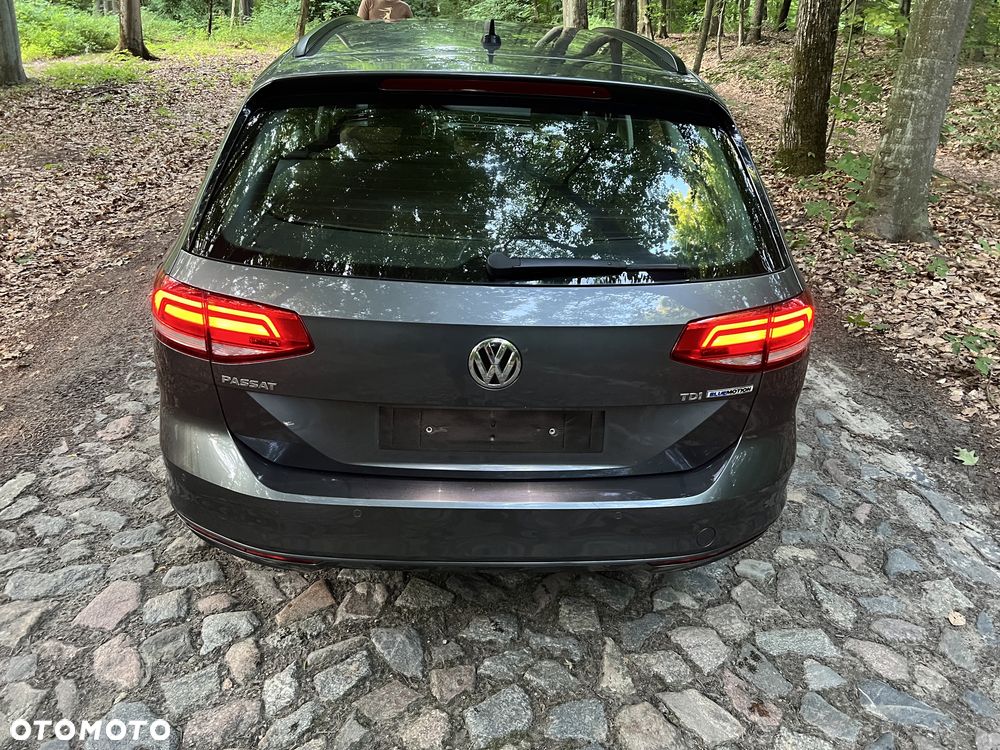 Volkswagen Passat - 7