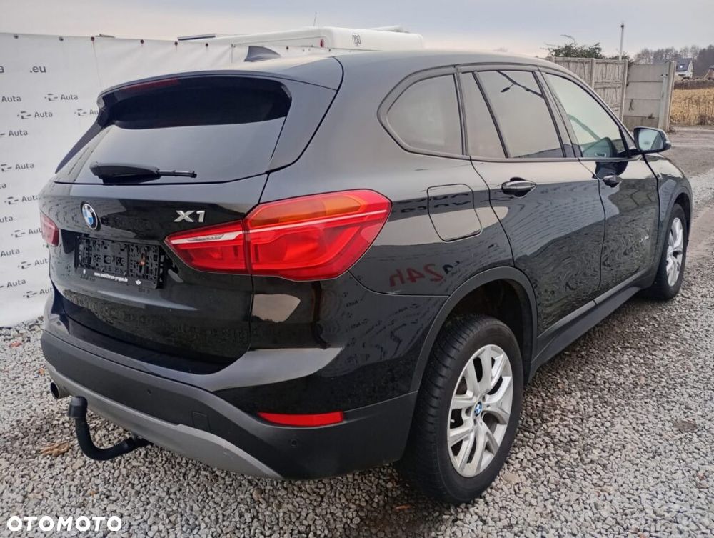BMW X1 xDrive18d - 3