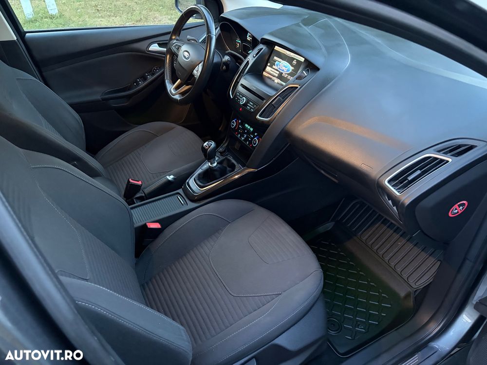 Ford Focus 2.0 TDCI Titanium - 8