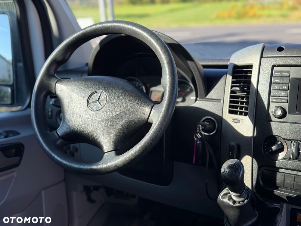 Mercedes-Benz SPRINTER 516 CDI - 23