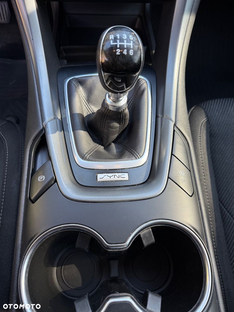 Ford Mondeo 1.5 EcoBoost Titanium - 24
