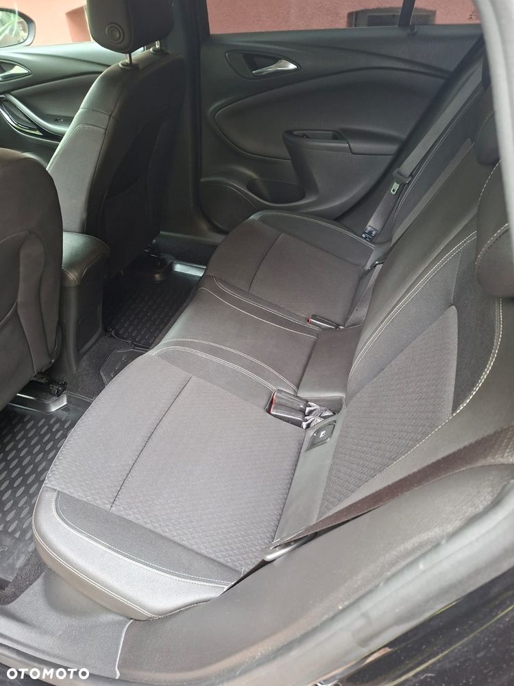 Opel Astra 1.6 D (CDTI) Innovation - 11