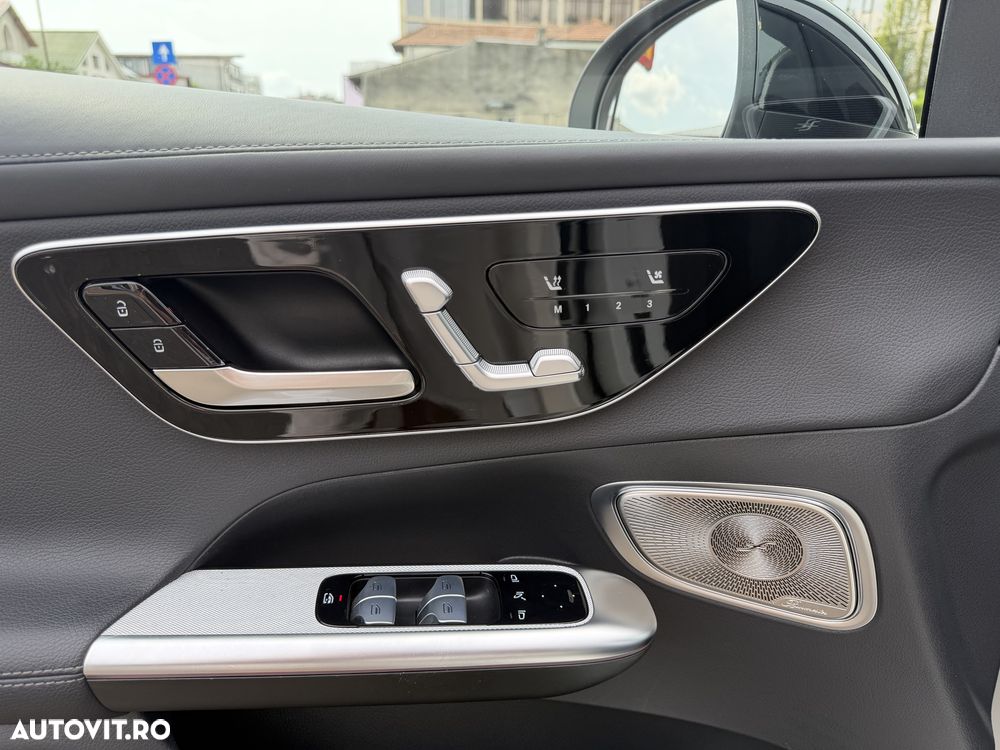 Mercedes-Benz GLC 300 e 4MATIC PHEV - 14
