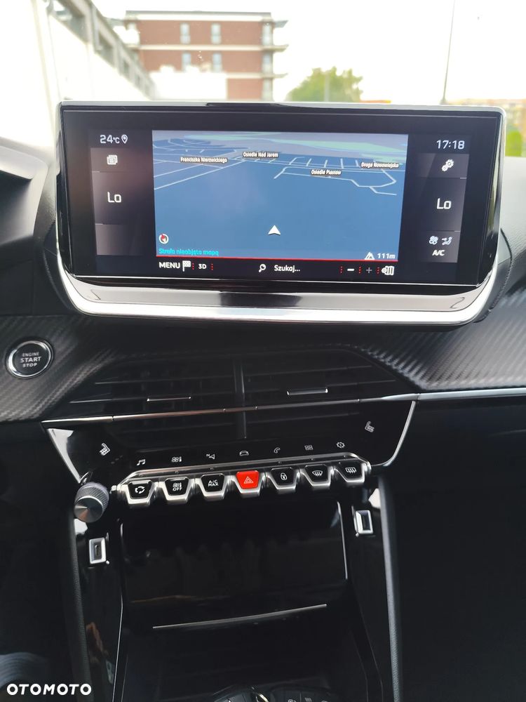 Peugeot 2008 1.2 PureTech Allure S&S - 31