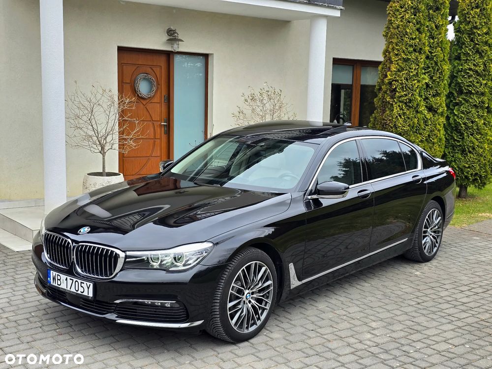 BMW Seria 7 740Li - 1