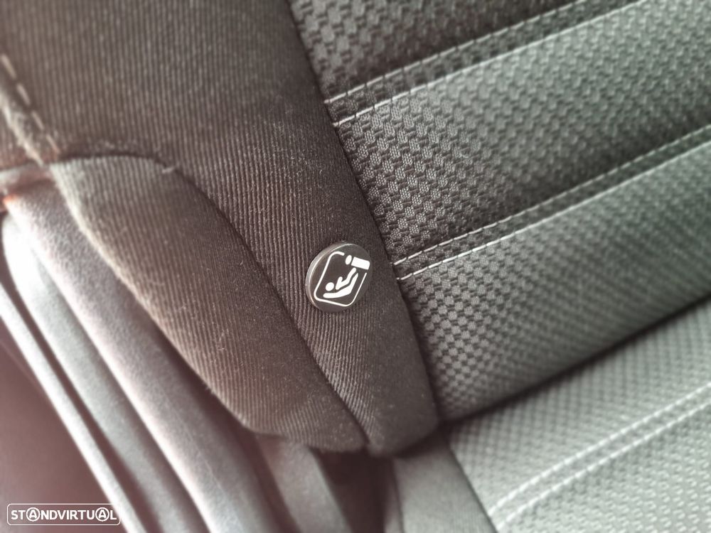 Ford Galaxy 2.0 TDCi Titanium - 25