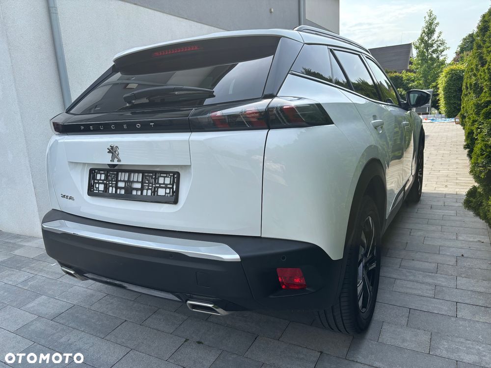 Peugeot 2008 1.2 PureTech Active S&S EAT8 - 6