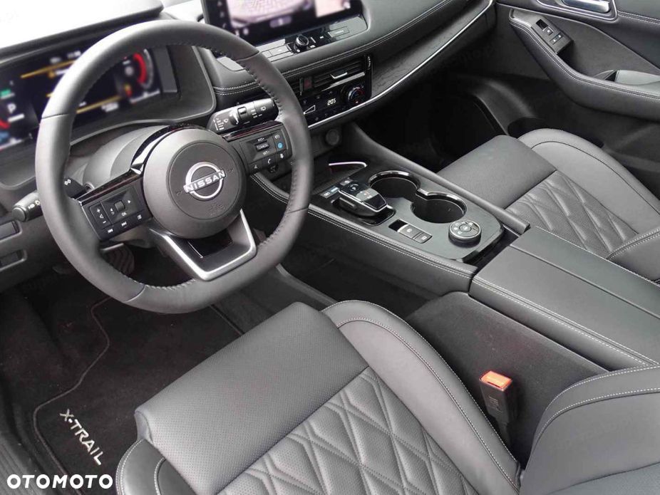 Nissan X-Trail - 5