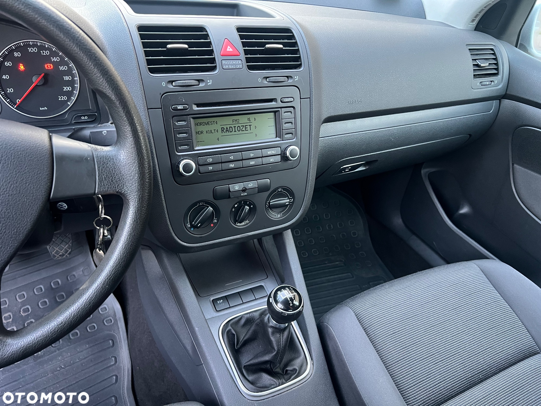 Volkswagen Golf 1.4 Comfortline - 12