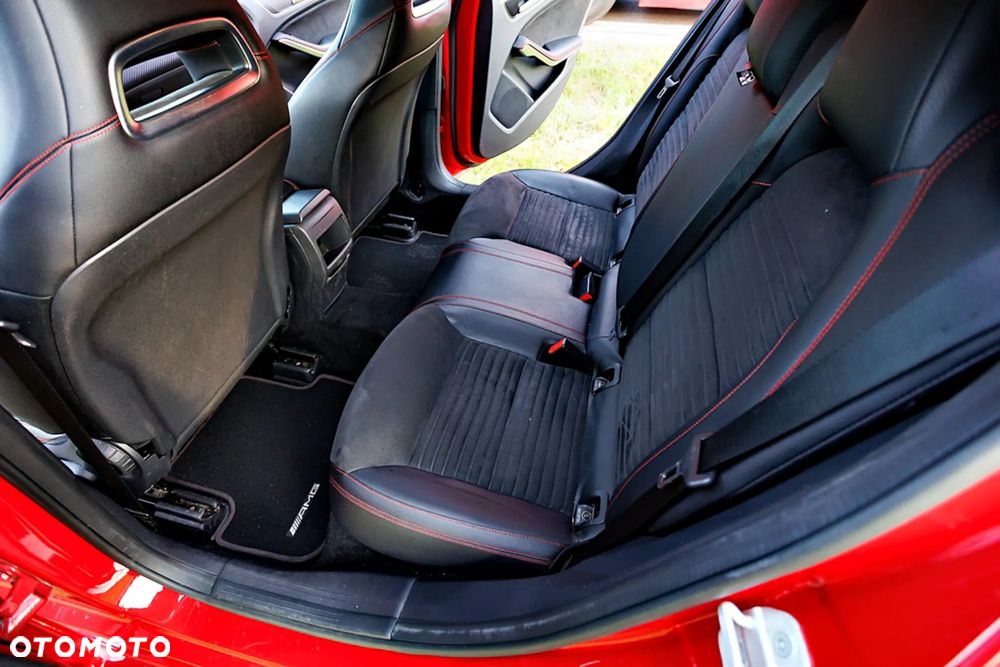 Mercedes-Benz Klasa A 180 BlueEfficiency Edition - 27