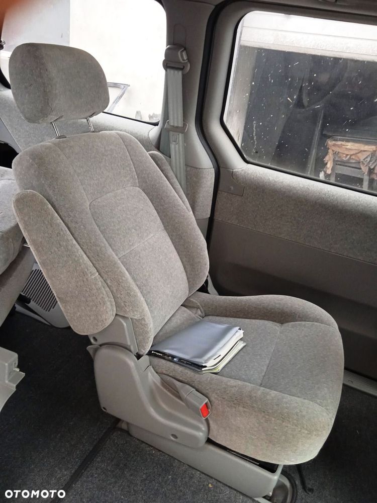 Na części Kia Carnival 2.9 D lakier C5 silnik P89U skrzynia biegów LF maska klapa drzwi zderzak - 16