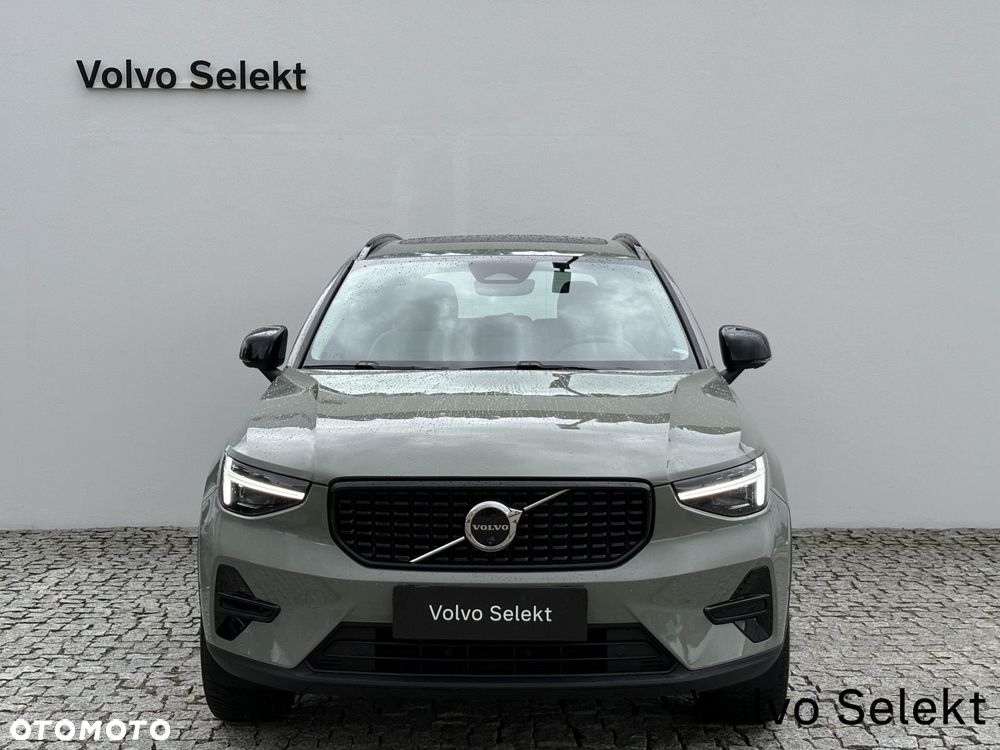 Volvo XC 40 - 3