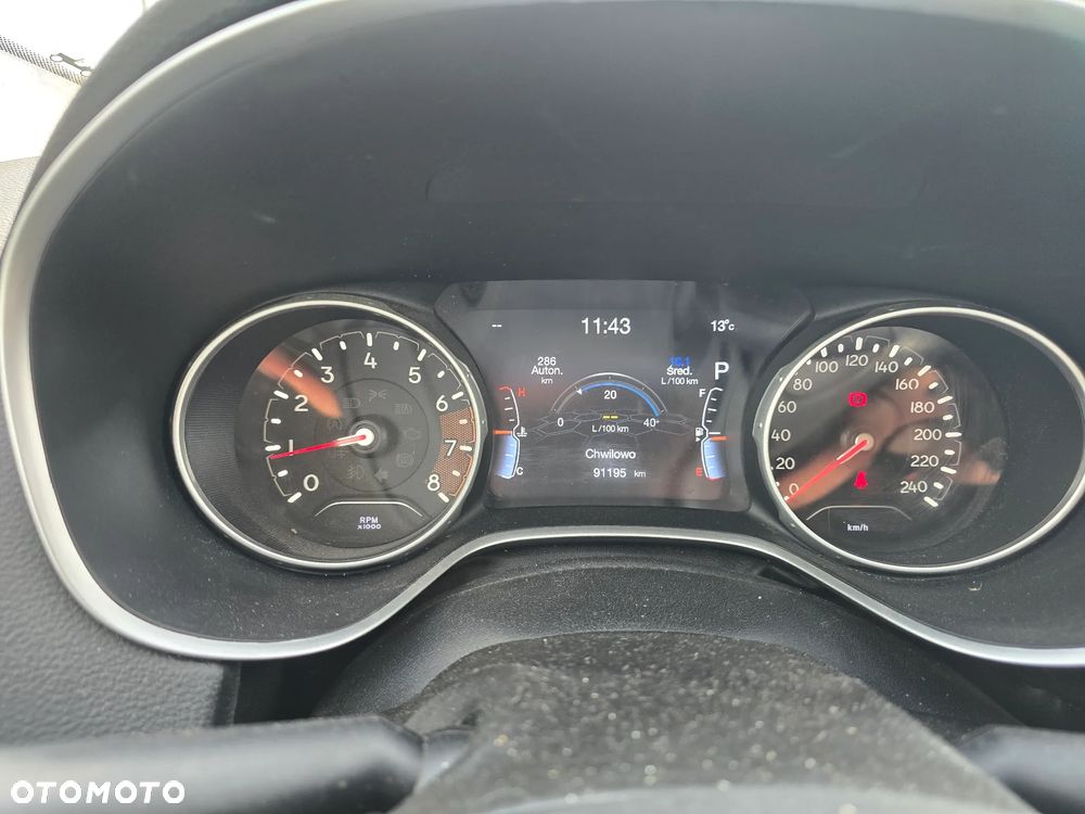 Jeep Compass - 10