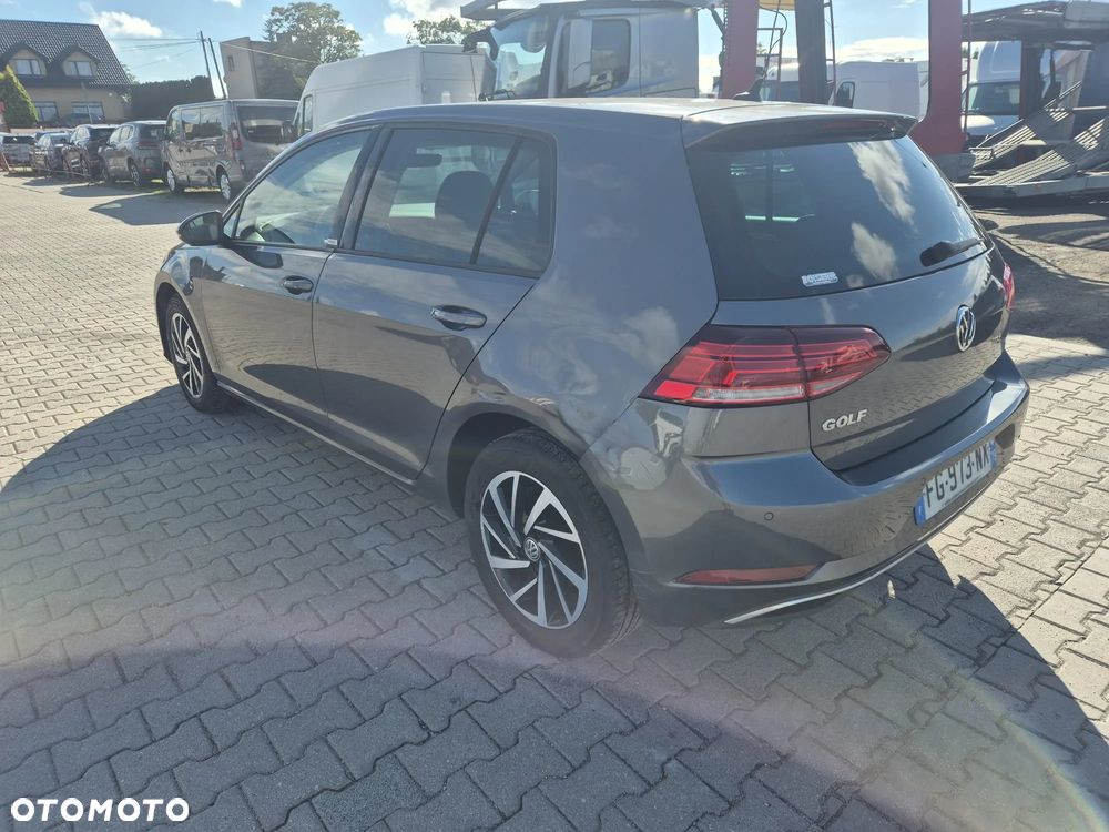 Volkswagen Golf 1.6 TDI SCR DSG Comfortline - 3