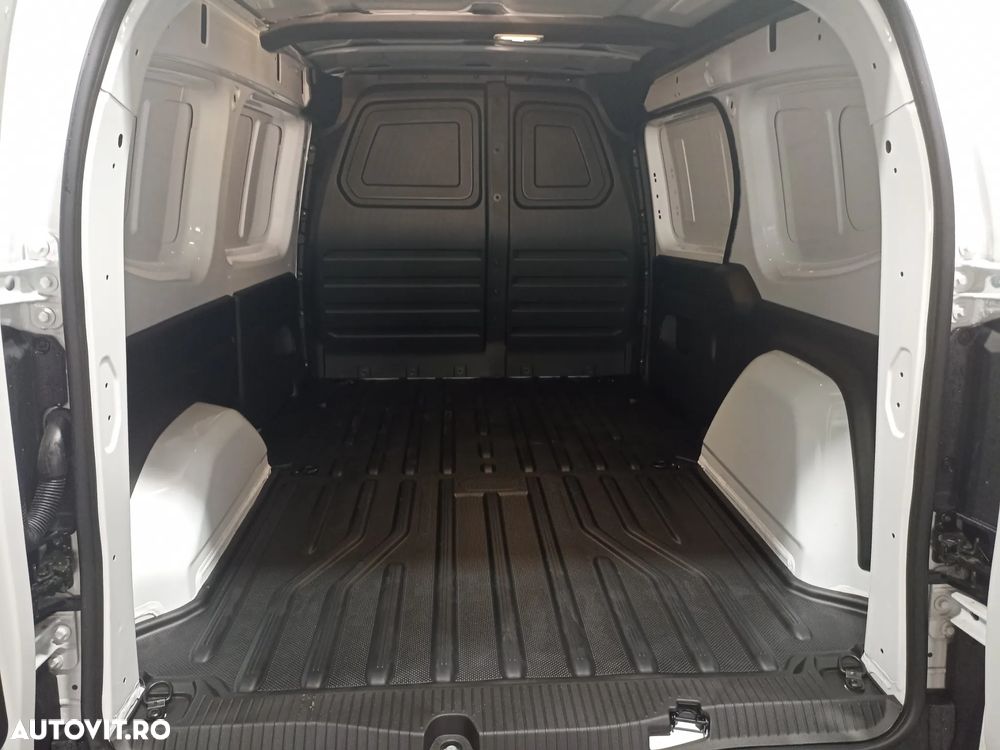 Nissan Townstar - 11