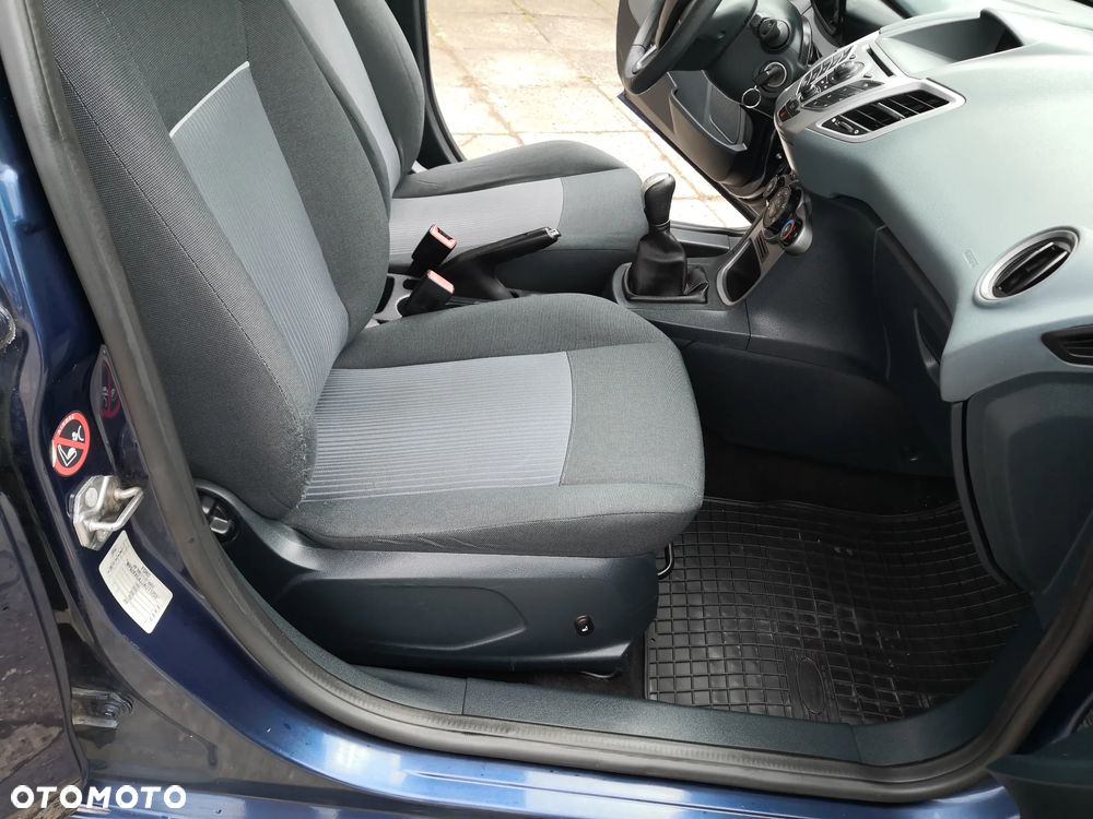 Ford Fiesta 1.25 Trend - 16
