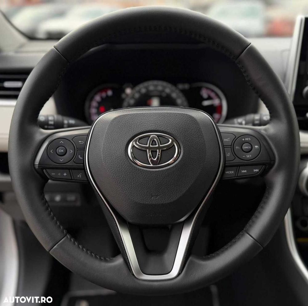 Toyota RAV4 - 25