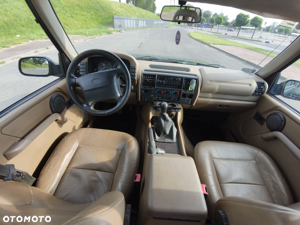 Land Rover Discovery - 8
