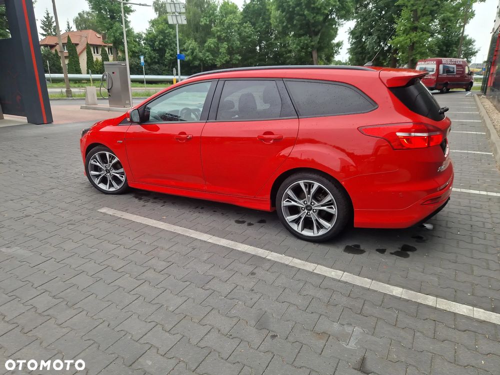 Ford Focus 2.0 TDCi ST-Line Red ASS - 9