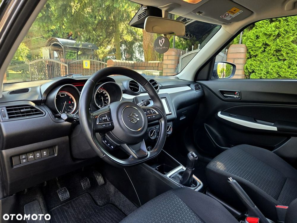 Suzuki Swift 1.2 Dualjet Hybrid Comfort - 8