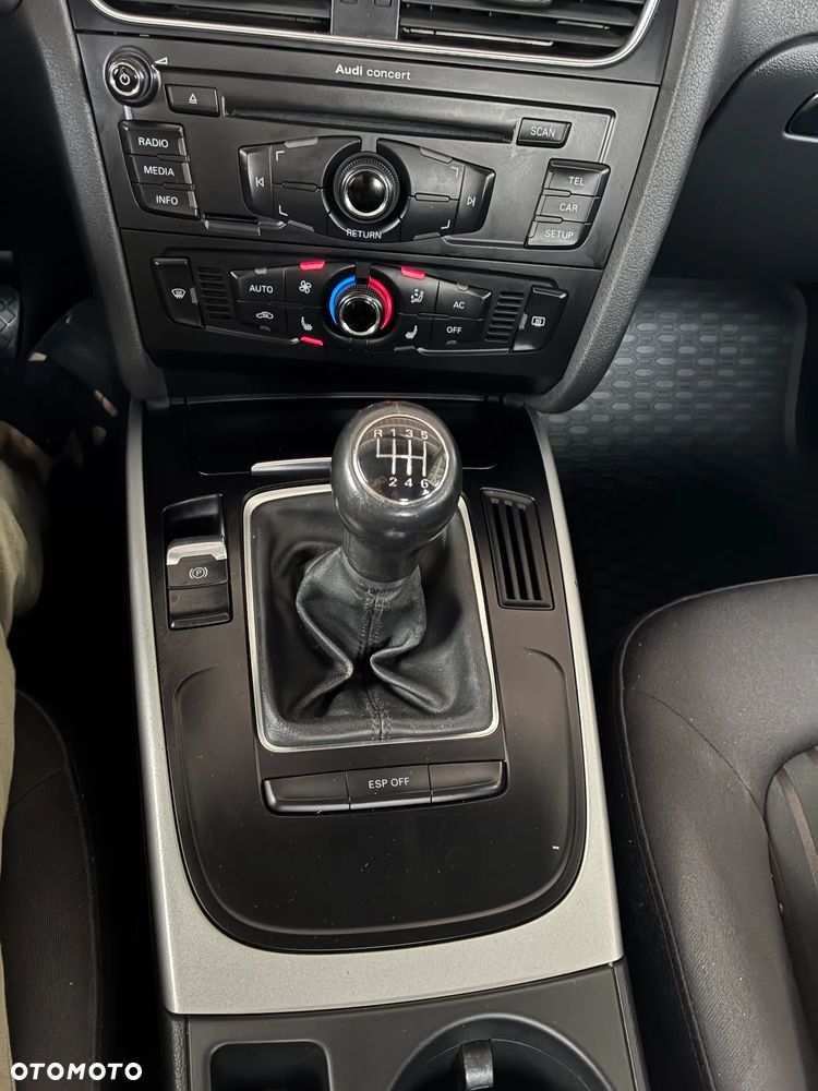 Audi A4 Limousine - 17