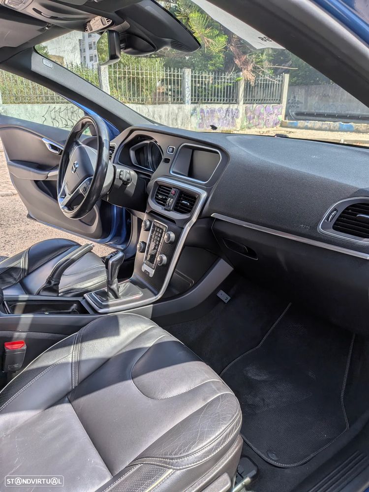 Volvo V40 D3 RDesign - 12