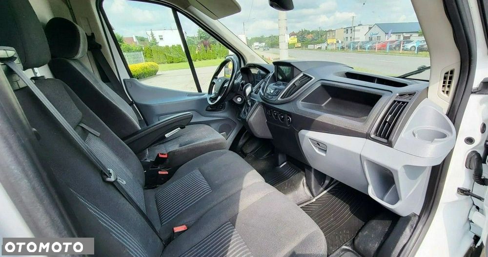 Ford Transit - 8
