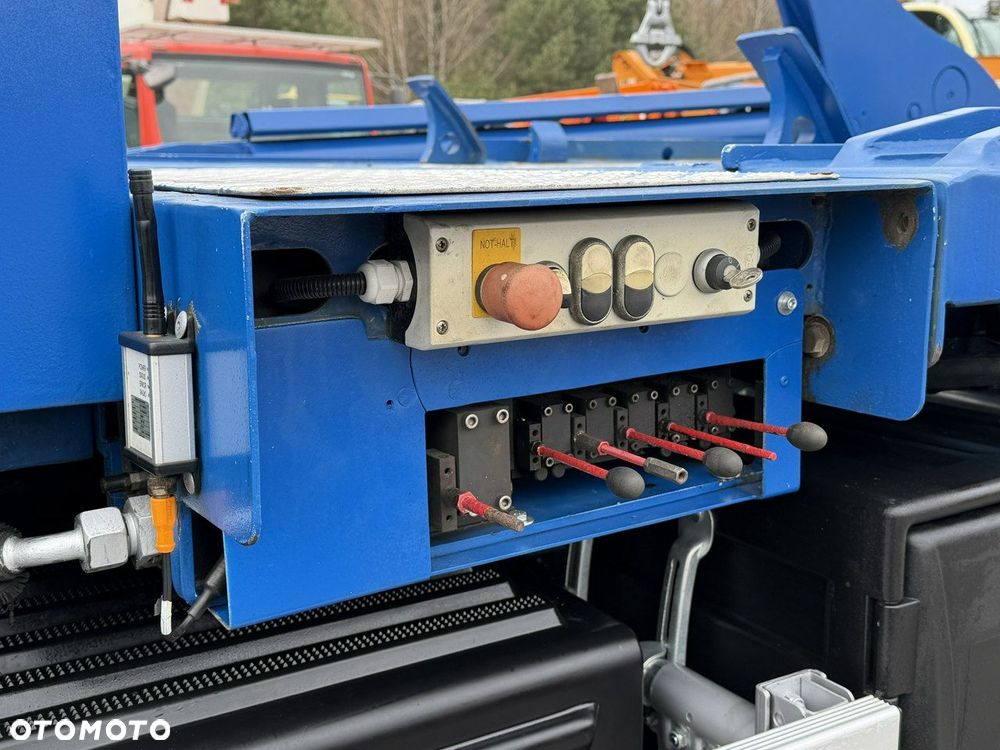 Volvo FM 410 E5 Bramowiec Hakowiec 6x2 Oś Skrętna / Podnoszona Automat - 12