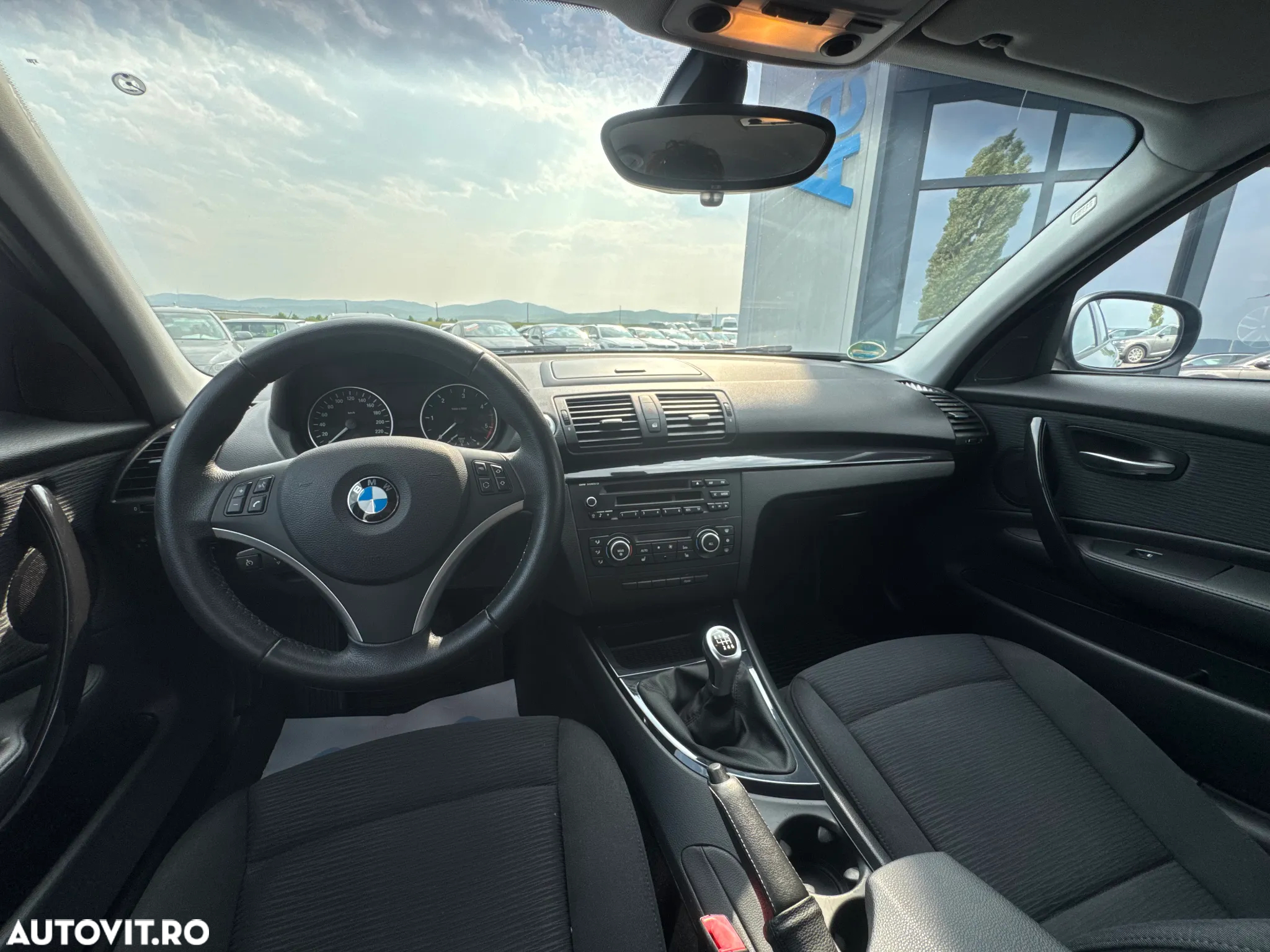 BMW Seria 1 116d - 24