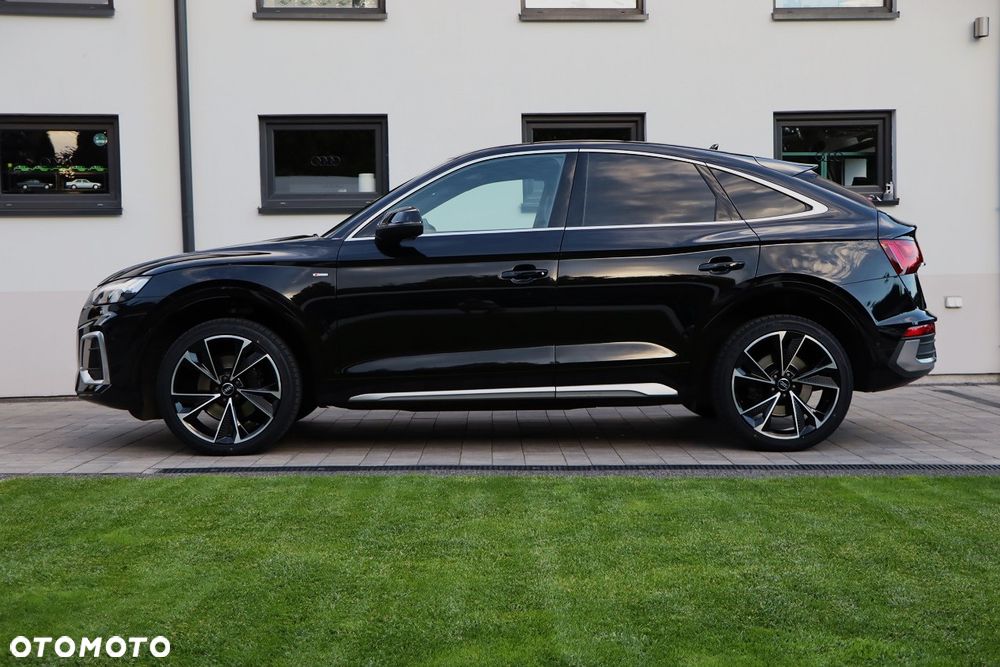 Audi Q5 Sportback - 14