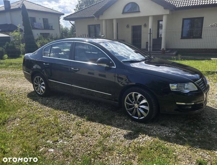 Volkswagen Passat 2.0 TDI Trendline - 13