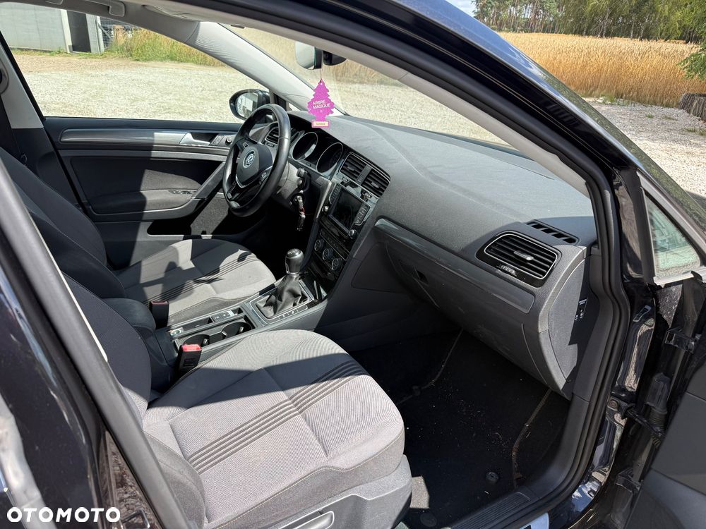 Volkswagen Golf - 19